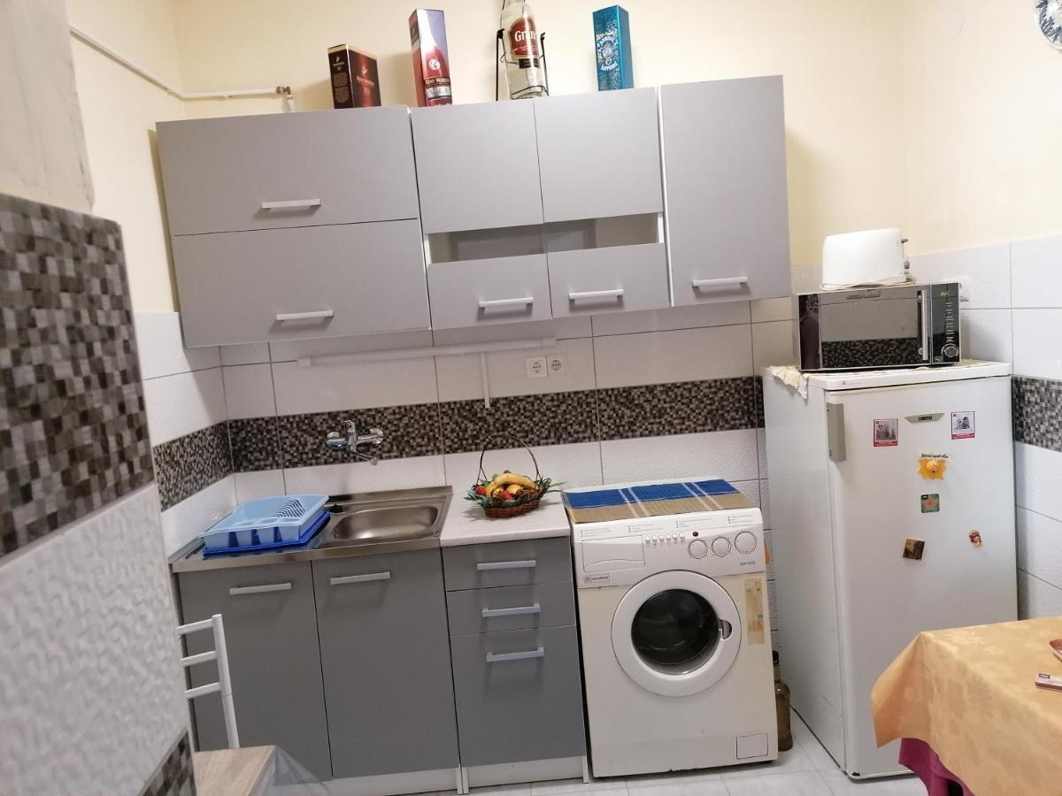 Roza Vendegszoba Keszthely Εξωτερικό φωτογραφία